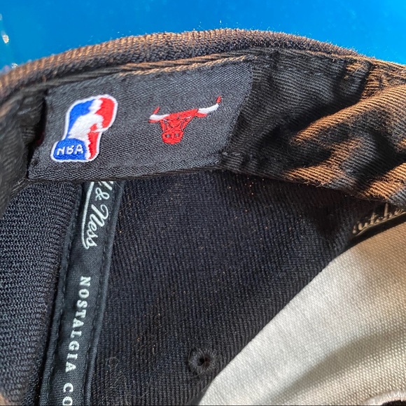 MOVING SALE Chicago Bulls Snapback - Picture 6 of 6